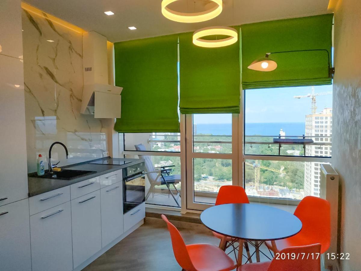 Arcadia Vip Apartments Sea View! Одеса Екстериор снимка
